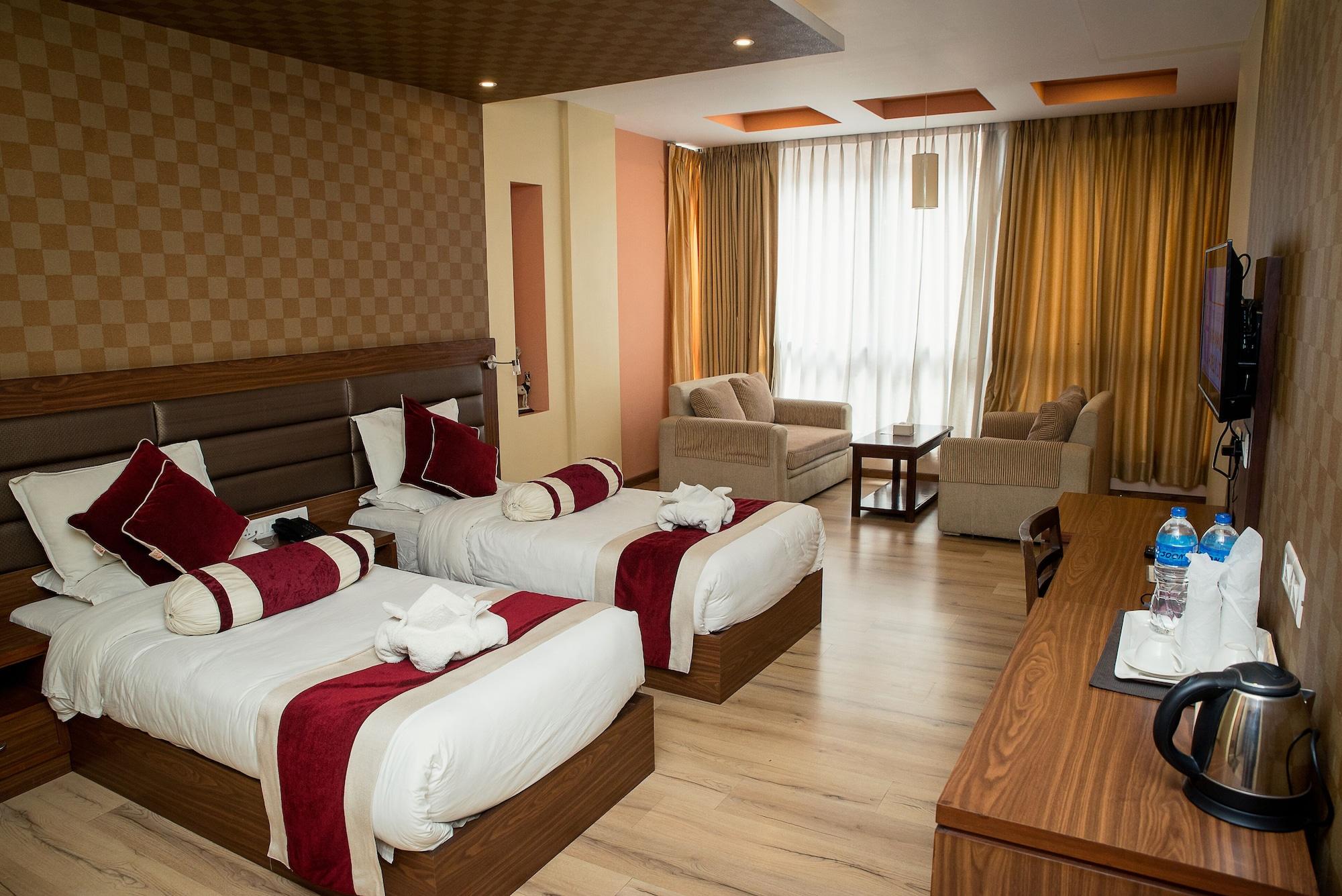 Hotel The Address 4*