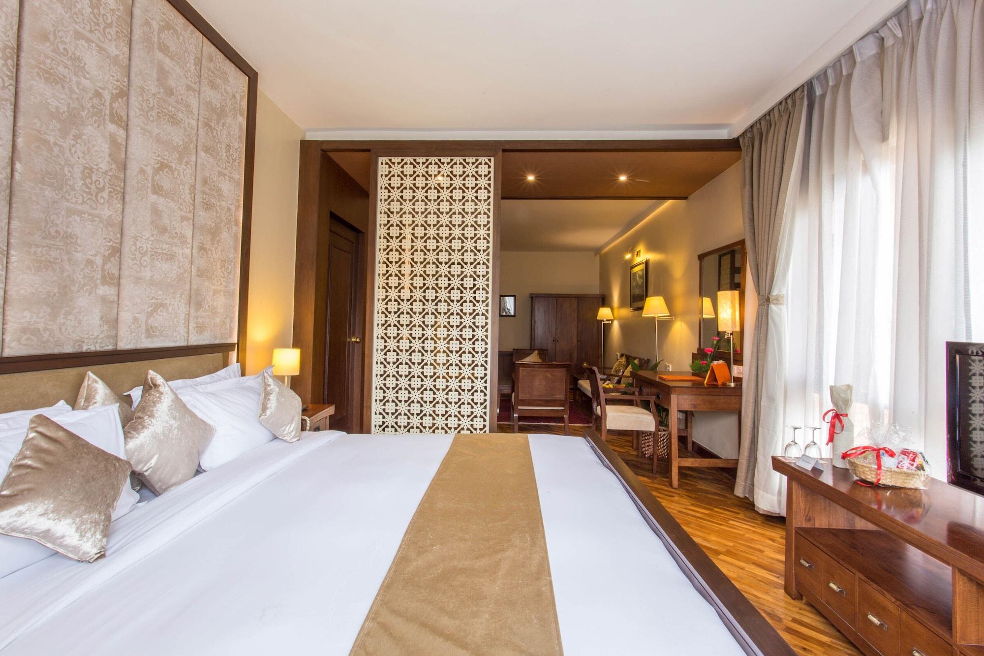 Hotel Shangri-la, 5*