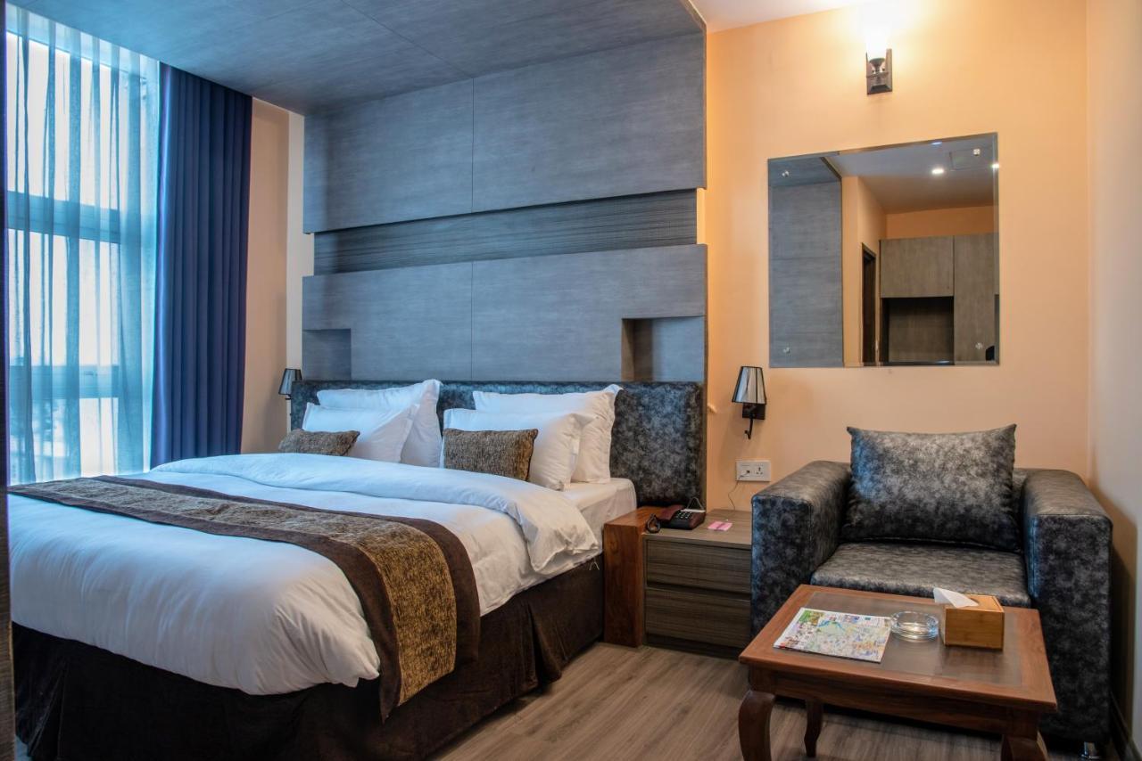 Sunshine Boutique Hotel 3*