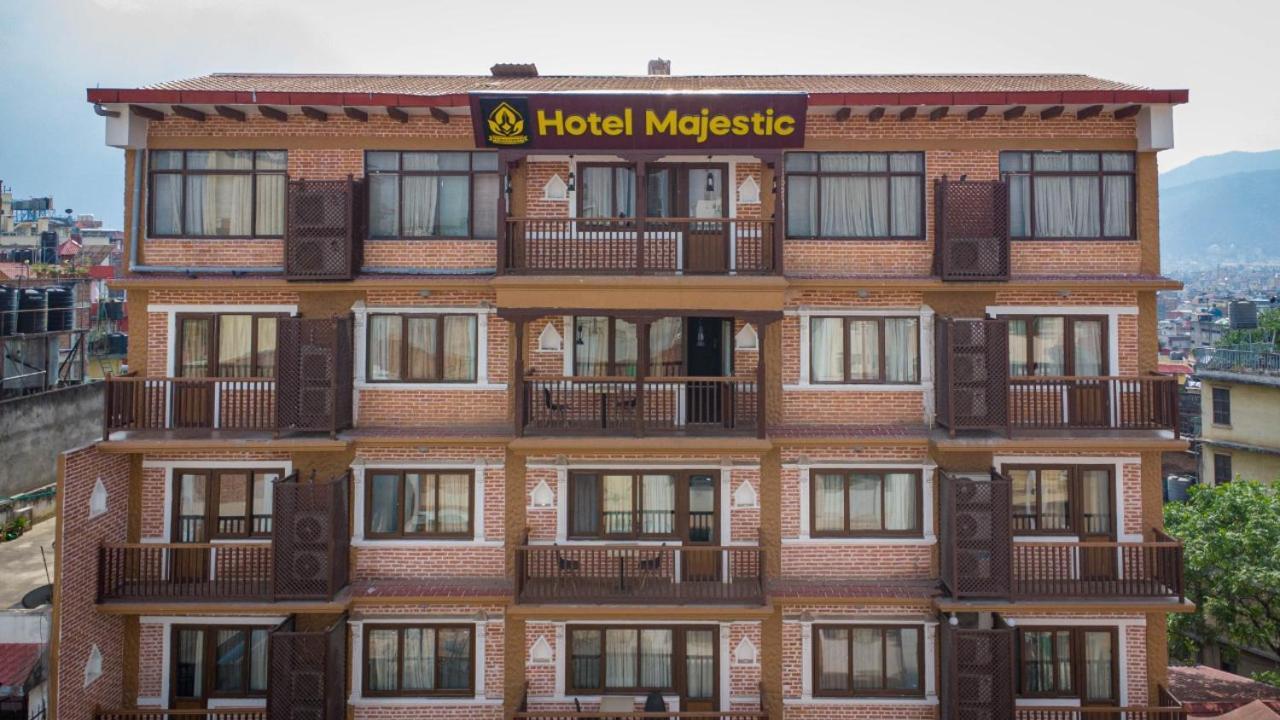 Hotel Manang 4*