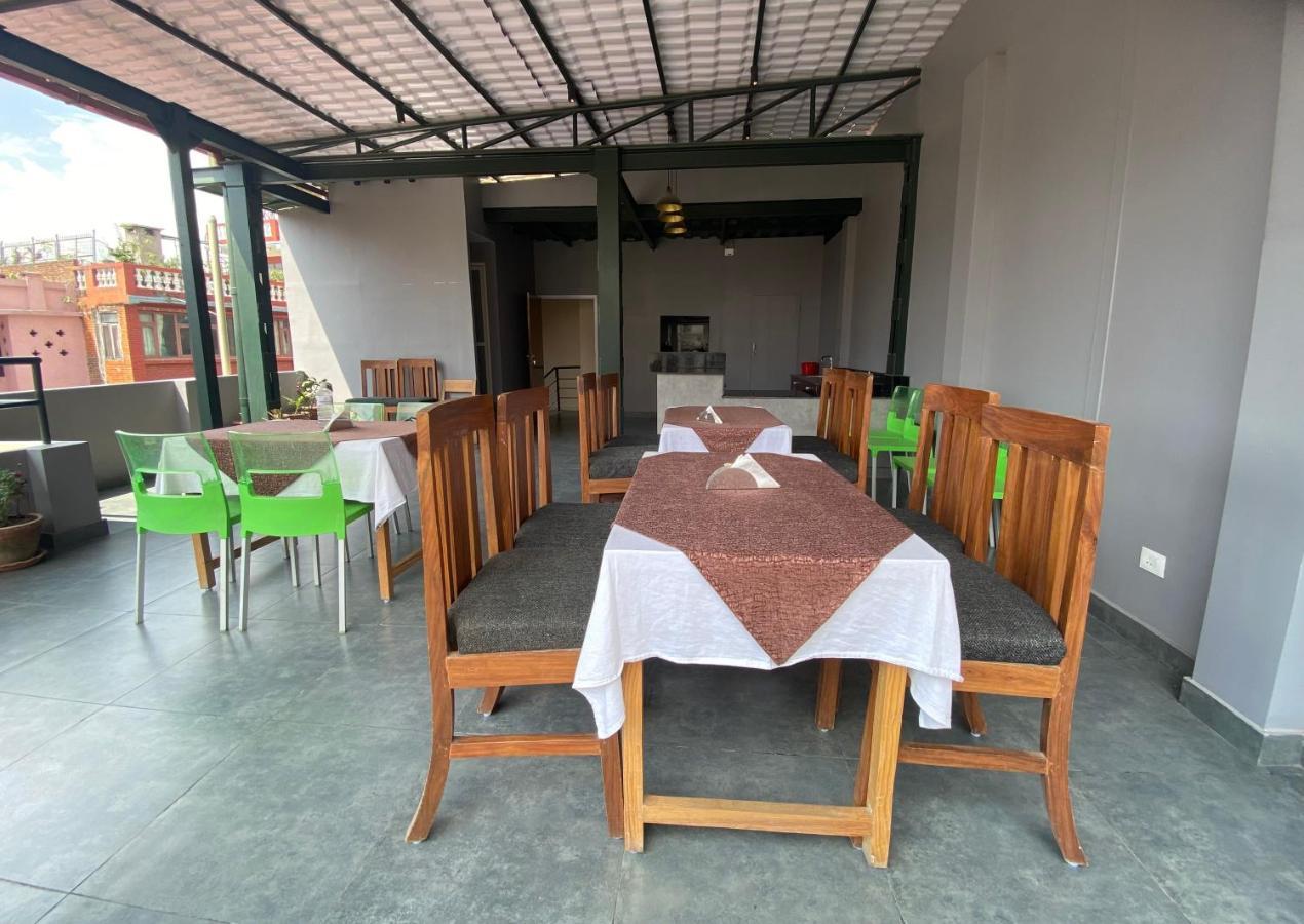 Bed & Breakfast Lemon Tree Pvt. Ltd
