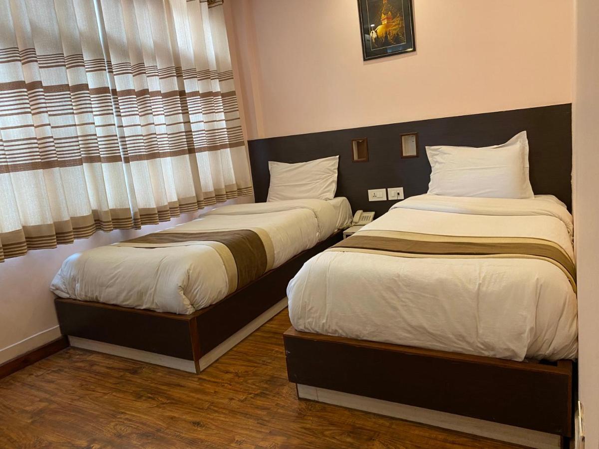 Lemon Tree Pvt. Ltd 3*