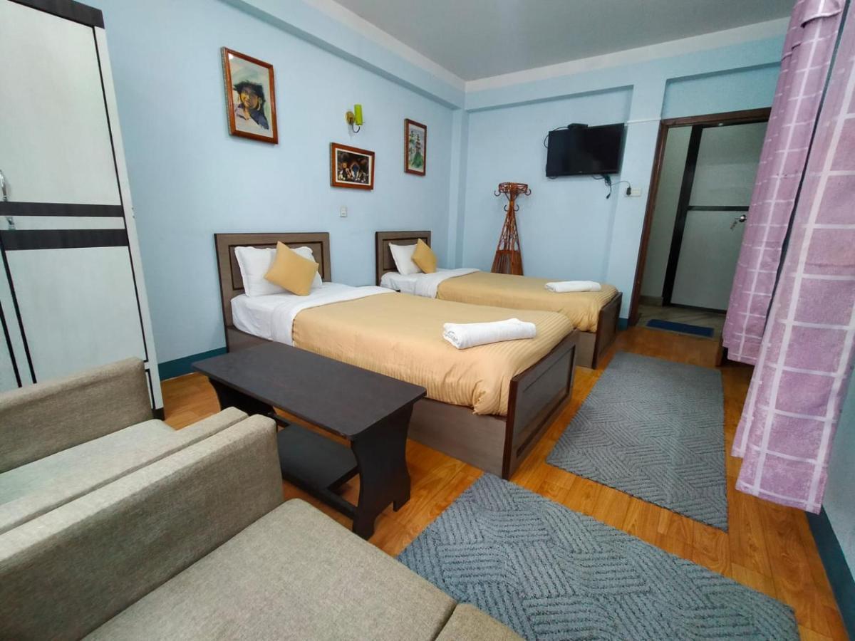 Hotel Pristine *