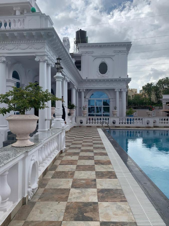 Dream Palace Hotel 3*