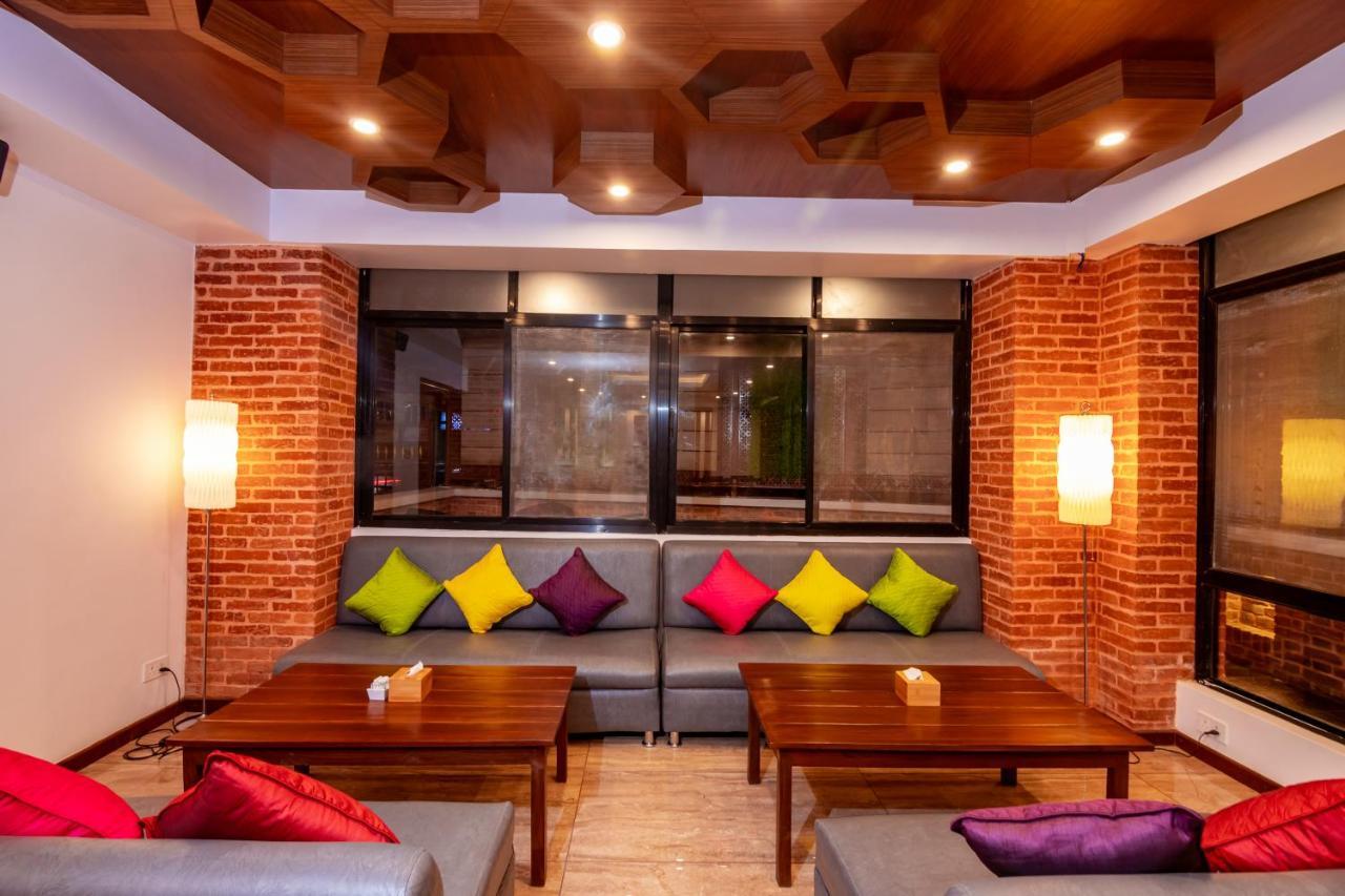 Sunshine Boutique 3*