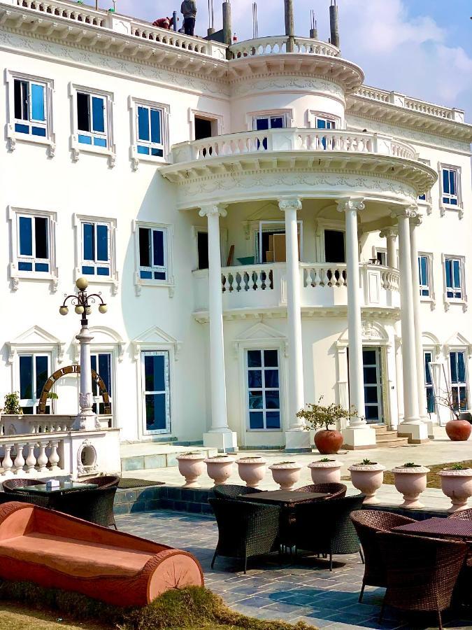 Dream Palace Hotel