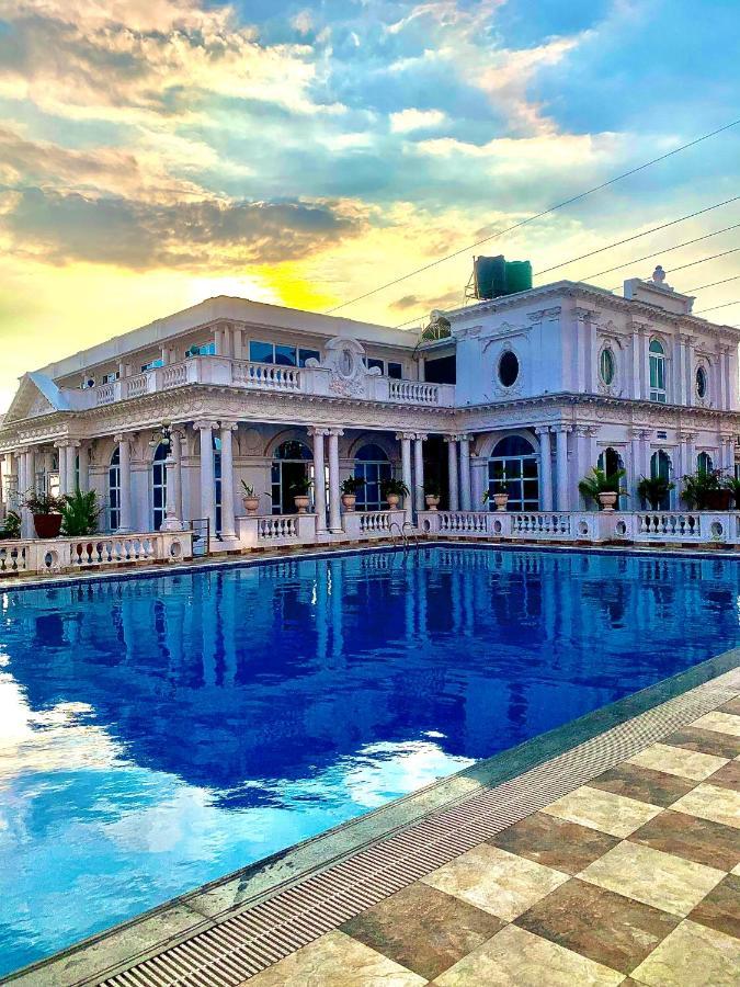 Dream Palace Hotel 3*