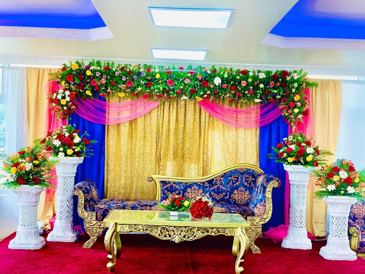 Dream Palace 3*