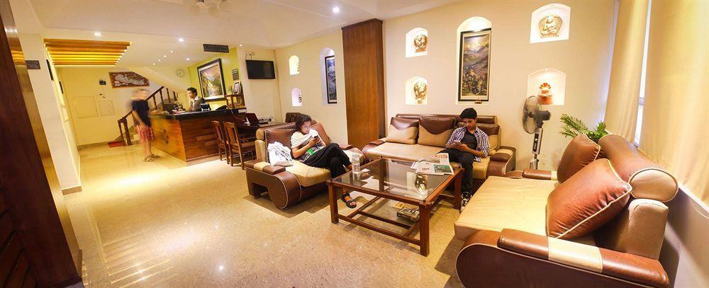 Hotel Friends 3*