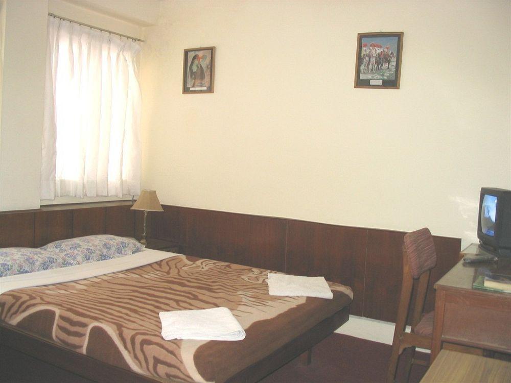 Hotel Garuda 2*