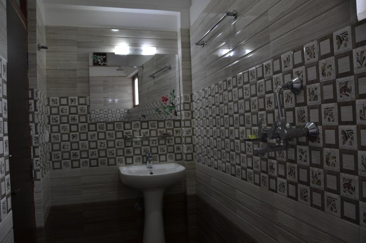 Guest house Khangsar Kathmandu