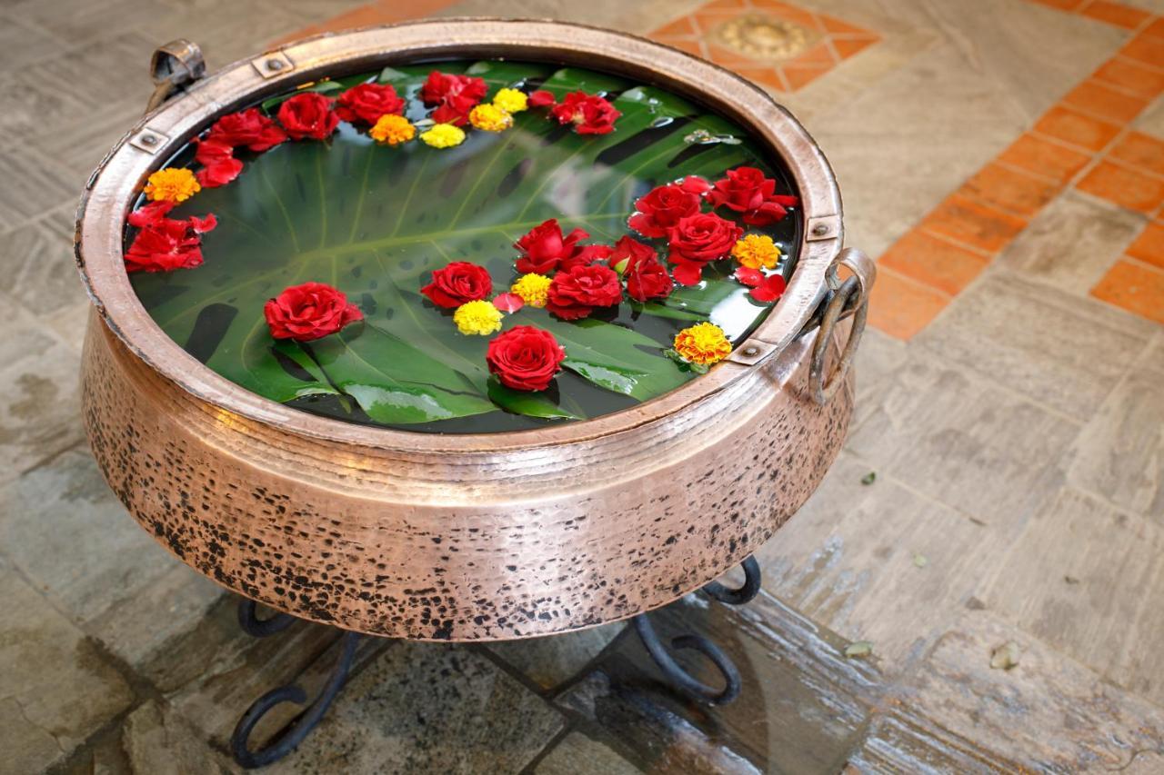 Hotel Manaslu 4*
