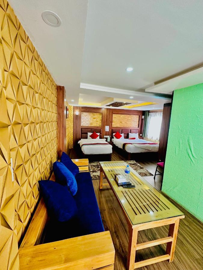 Airport Deepshree Hotel