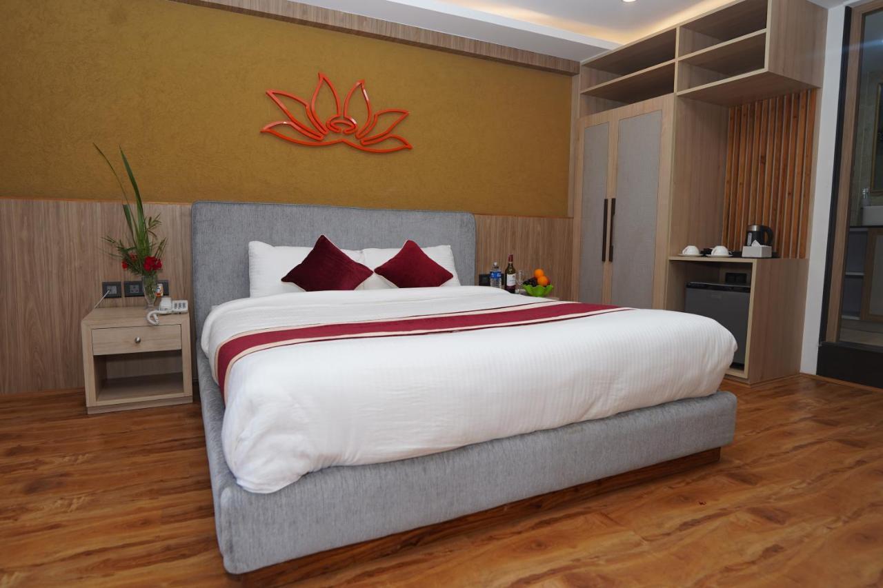 Lotus Club Boutique Hotel