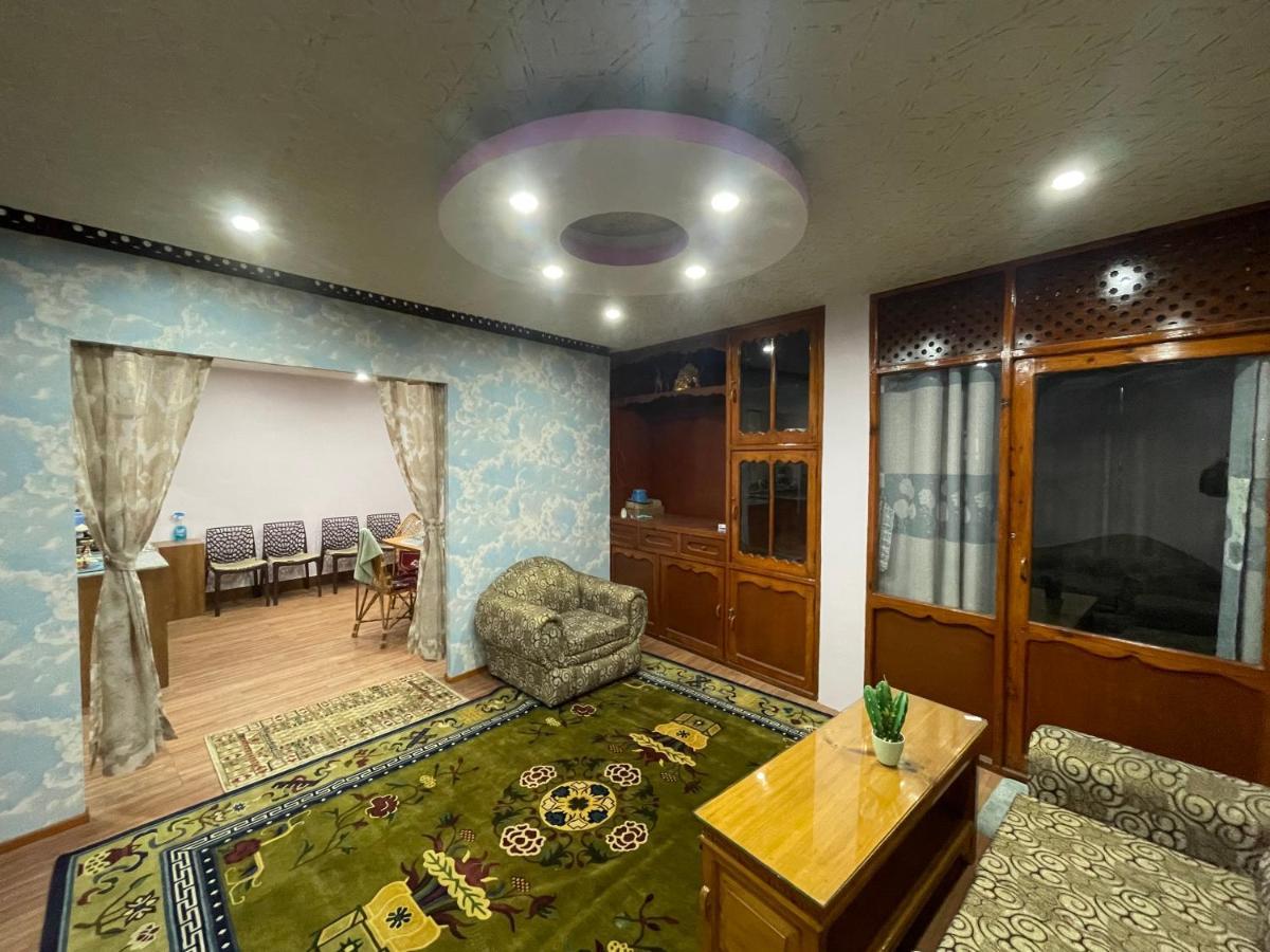 Dzambala Guest house Kathmandu