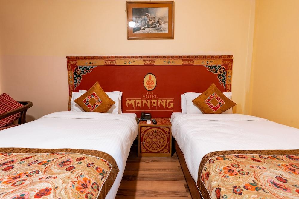 Hotel Manang 4*