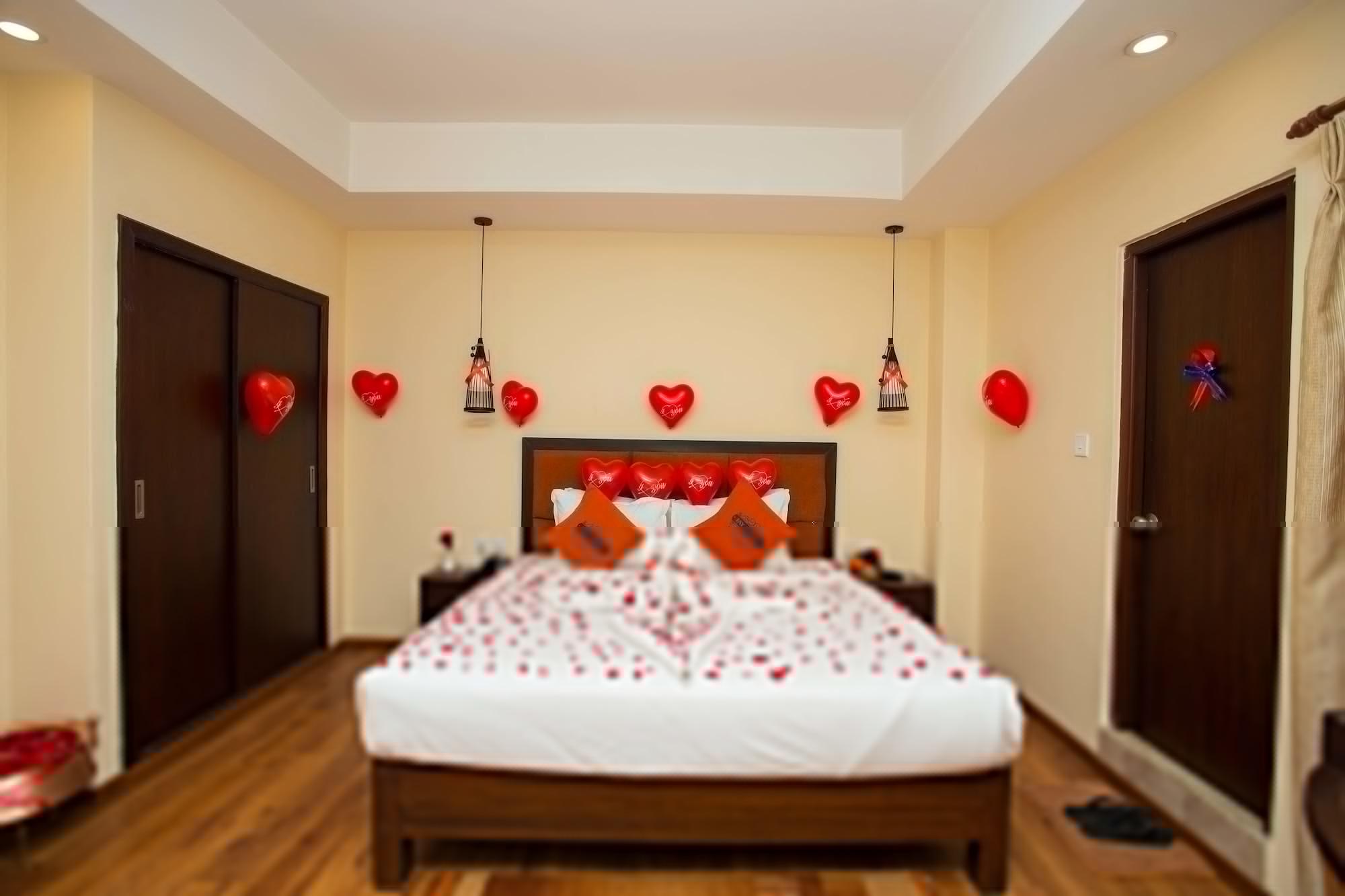 Hotel Jay Suites 3*