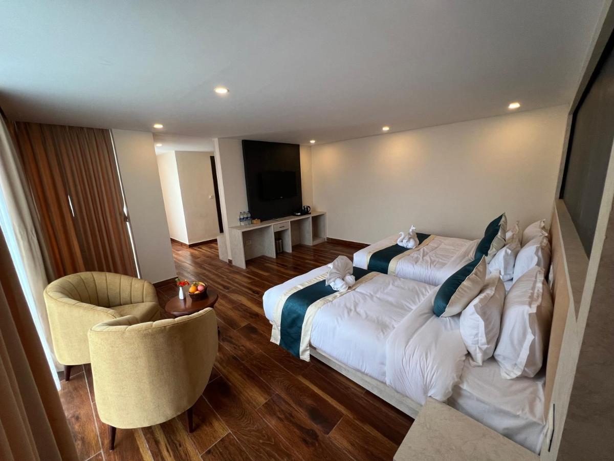 Hotel Black Diamond - Transit Point Inside 4*