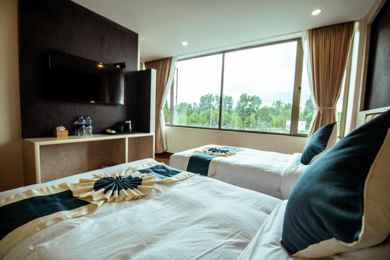 Hotel Black Diamond - Transit Point Inside 4*