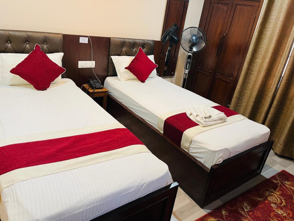 Hotel Lotus Grand Pvt Ltd 3*