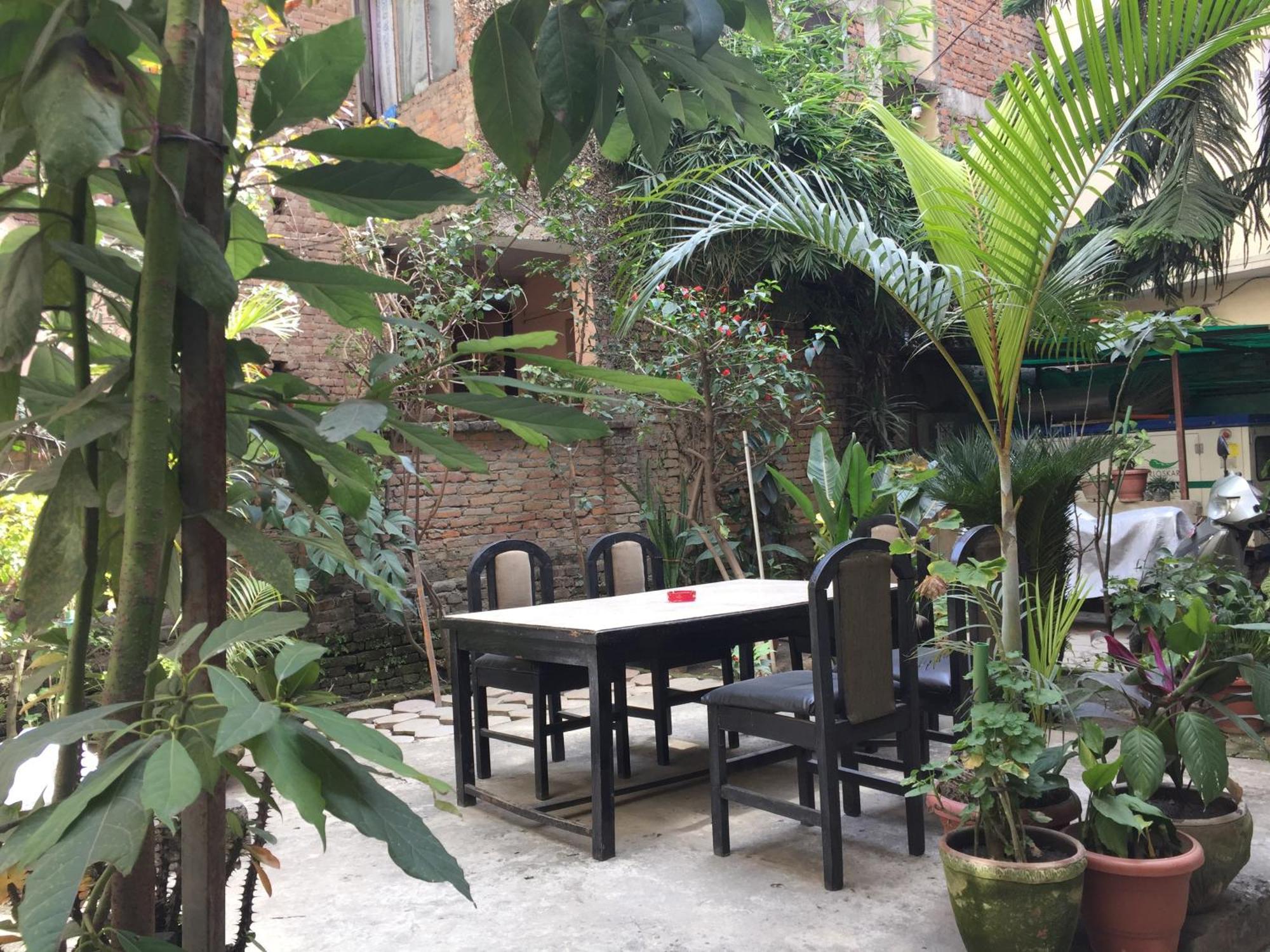 Serenity Hotel