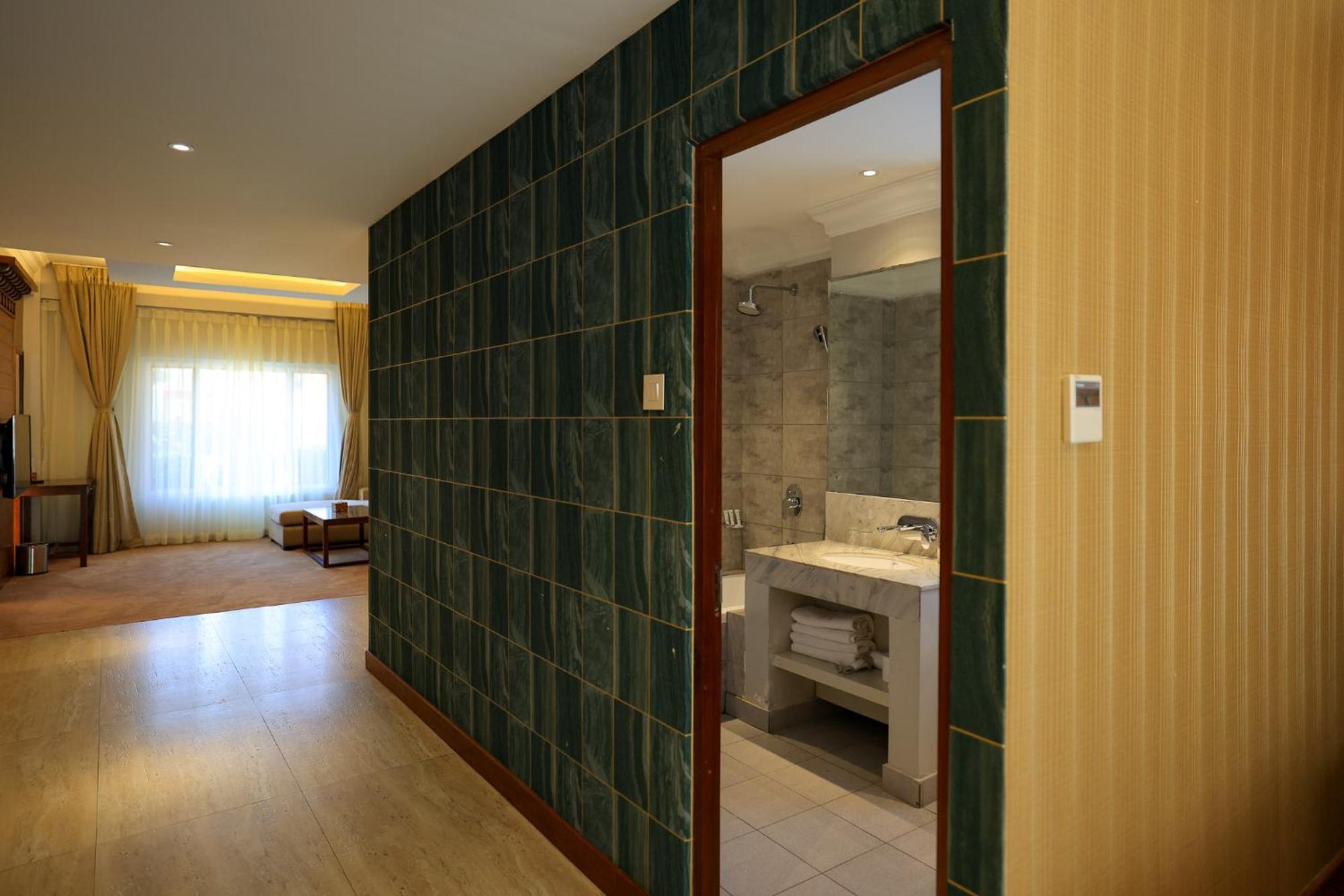 Dolmaling 3* Kathmandu