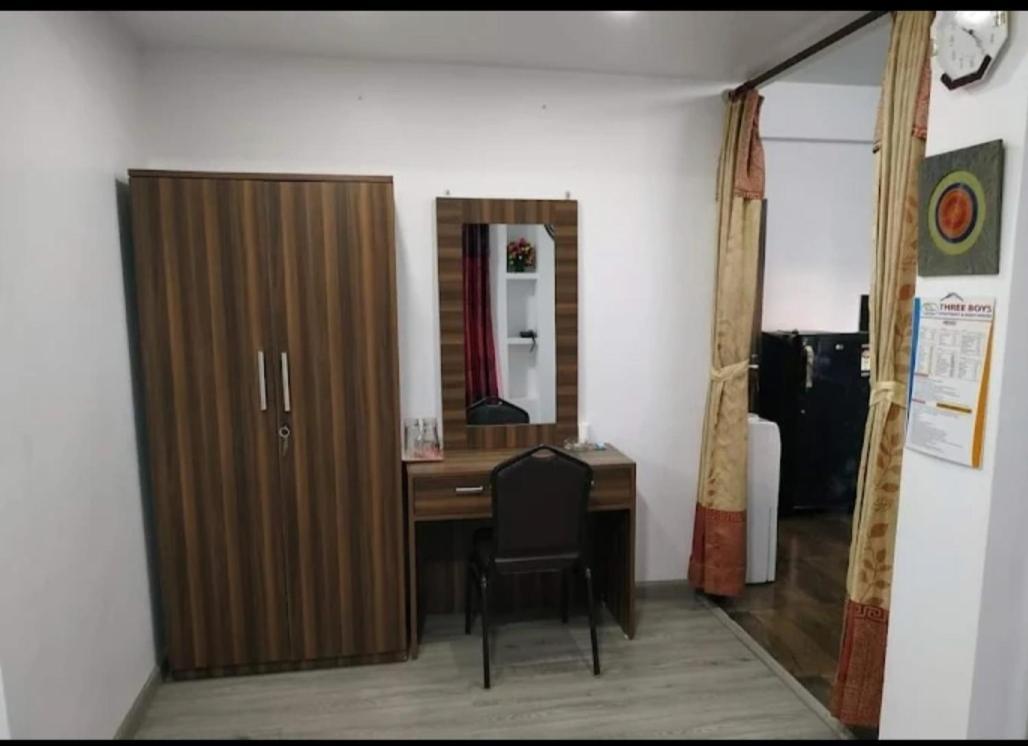Hotel Three Brothers And Kathmandu