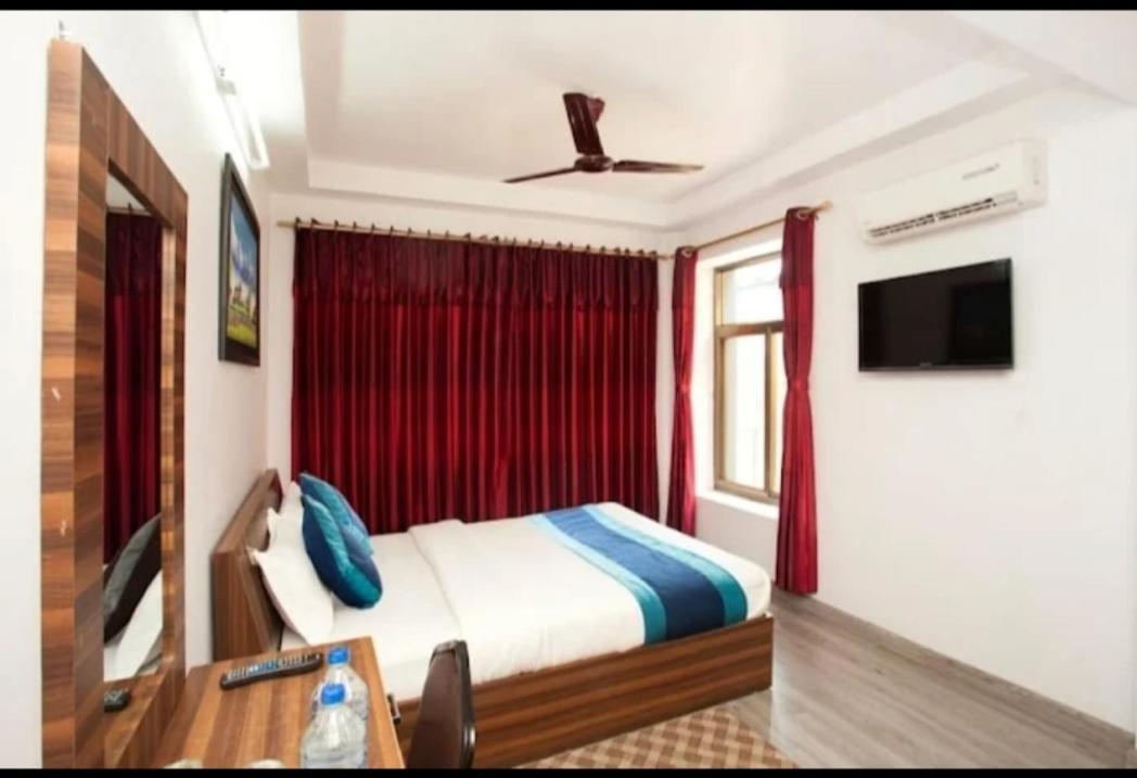 Hotel Three Brothers And Kathmandu