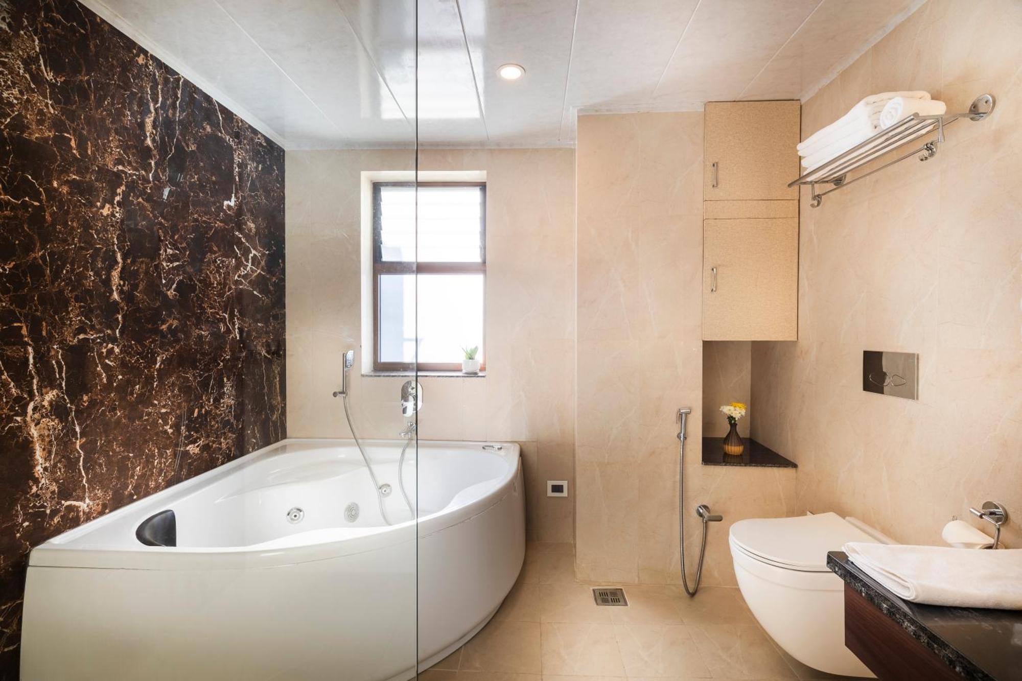 Atisha Hotel
