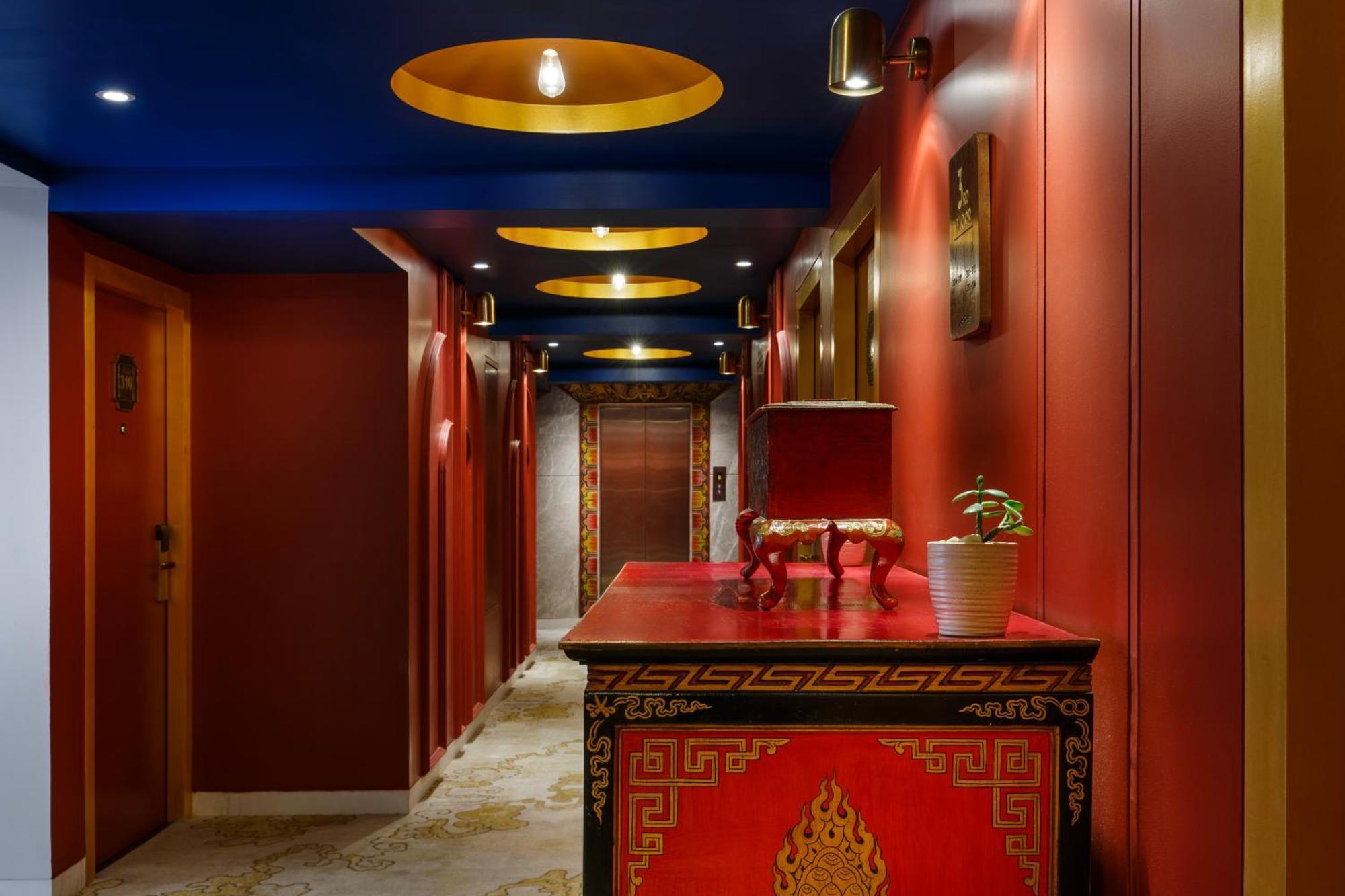 Tibet Hotel