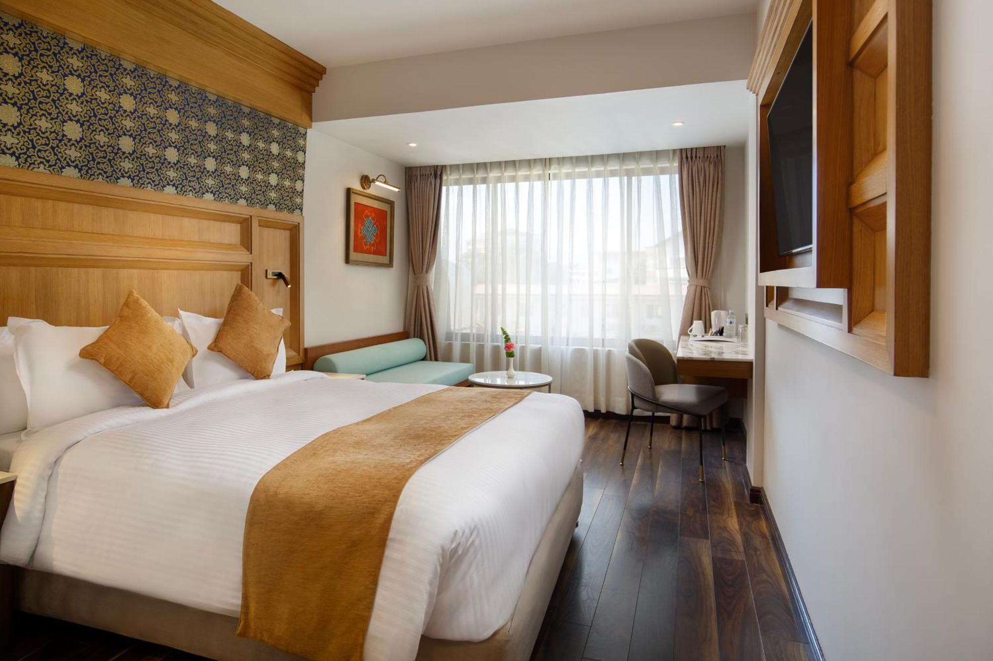Hotel Tibet 4*