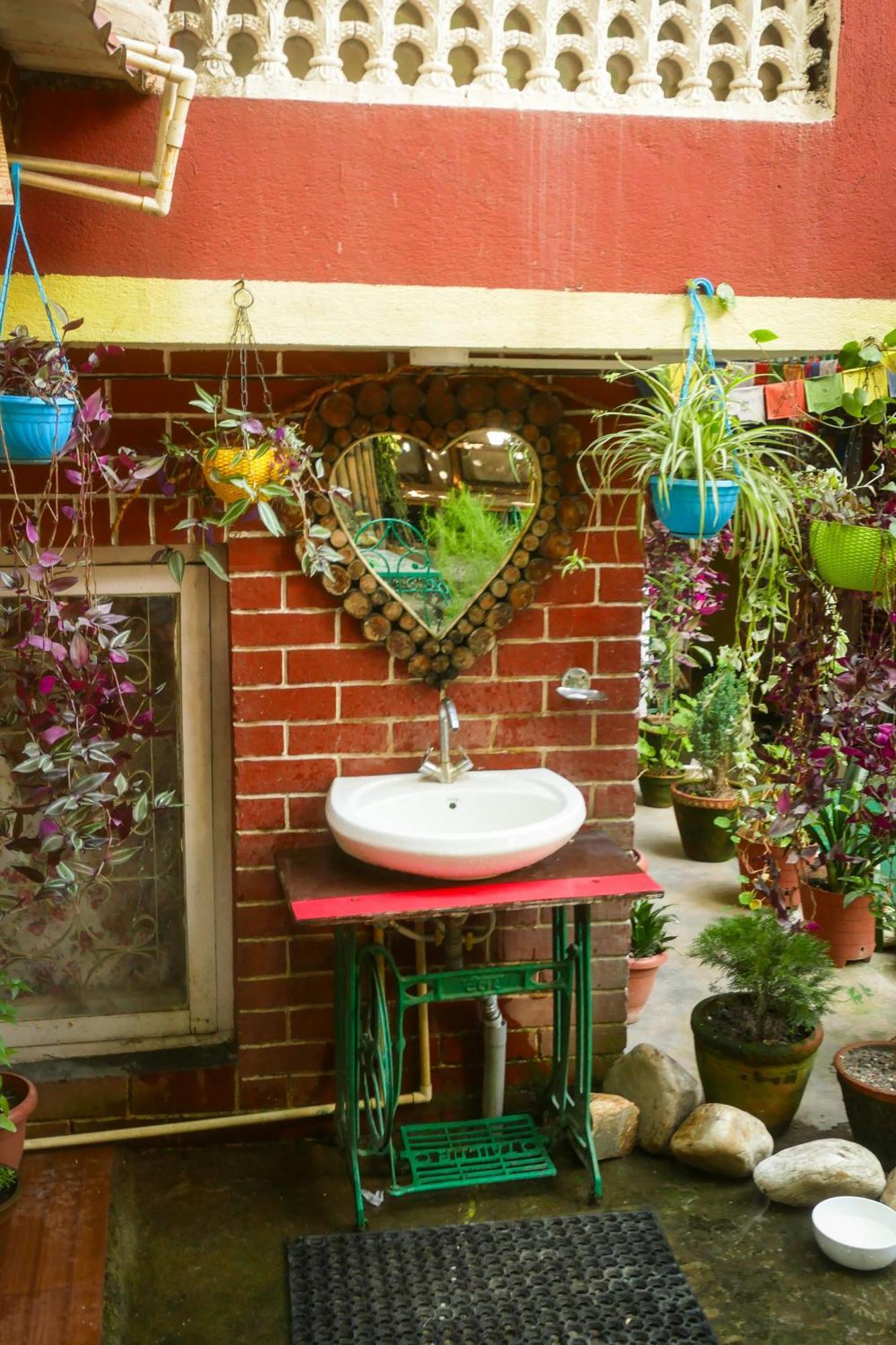 Guest house Nirvana Green Peace *