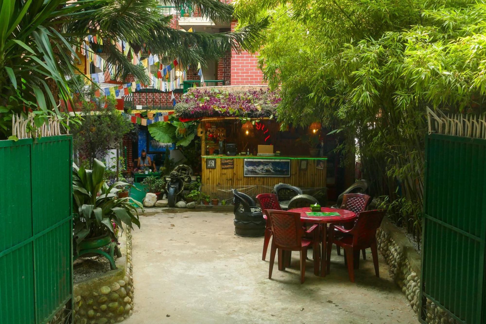 Nirvana Green Peace Guest house