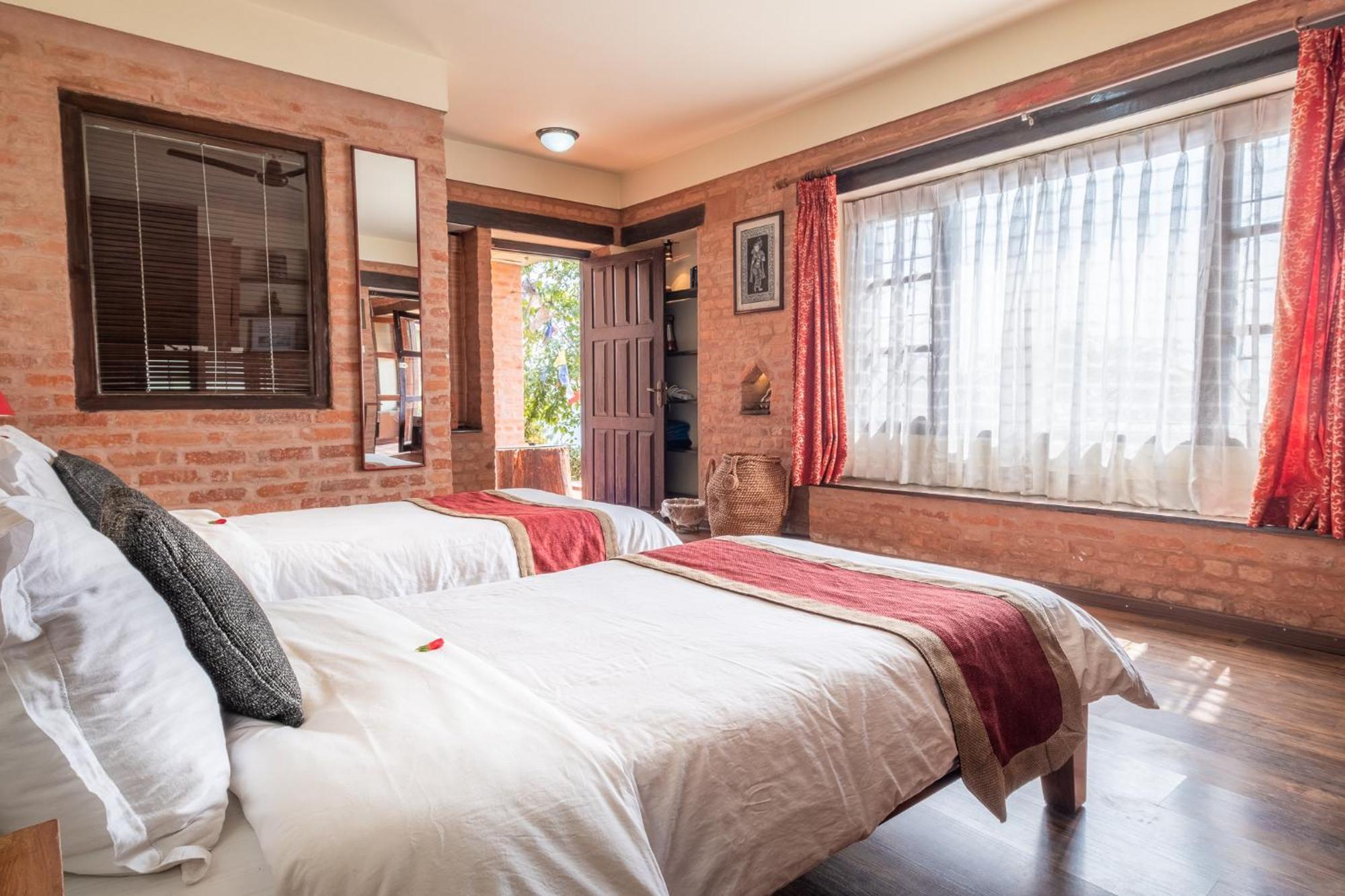 Shivapuri Heights 3*