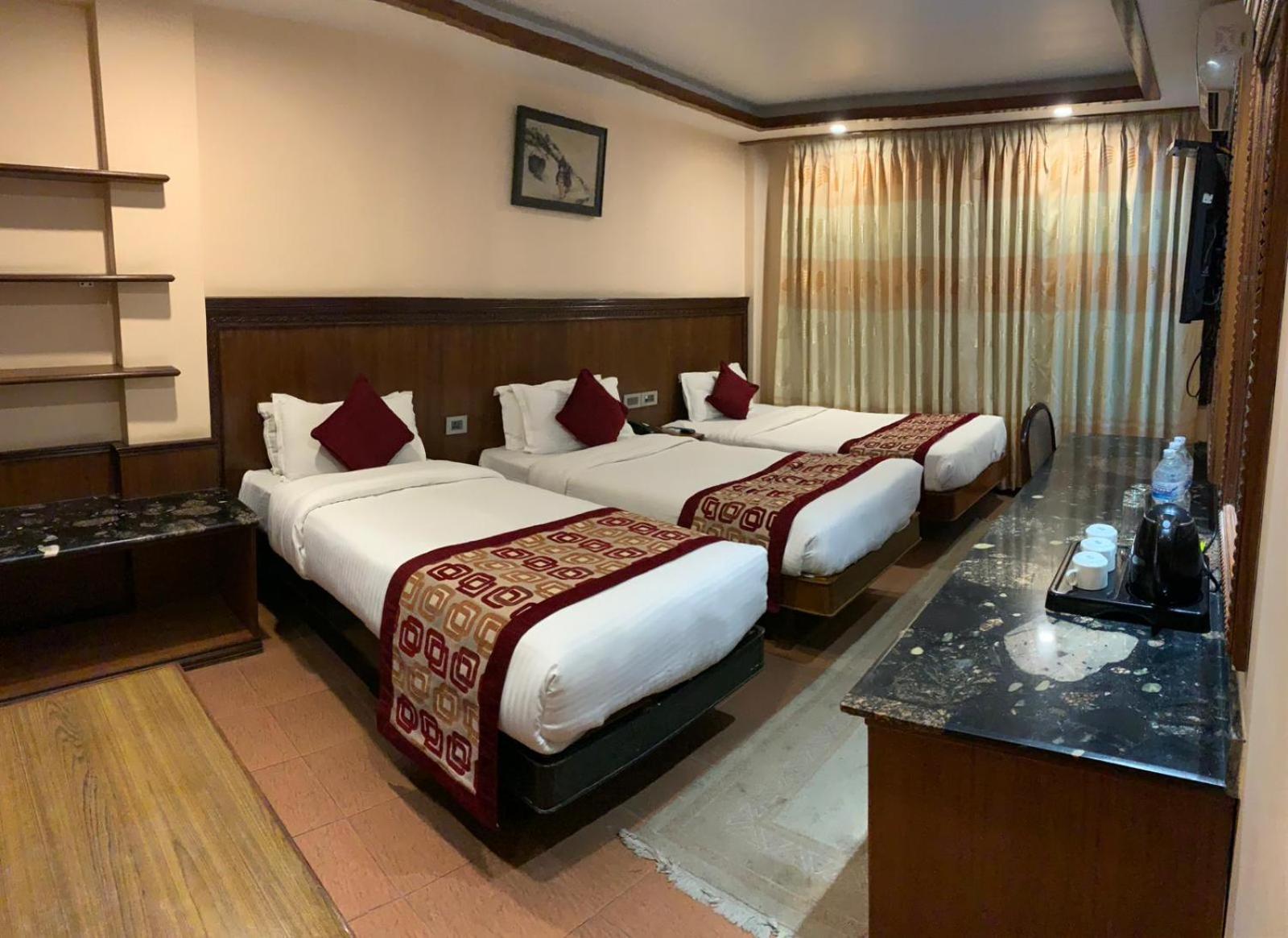 Manang Hotel