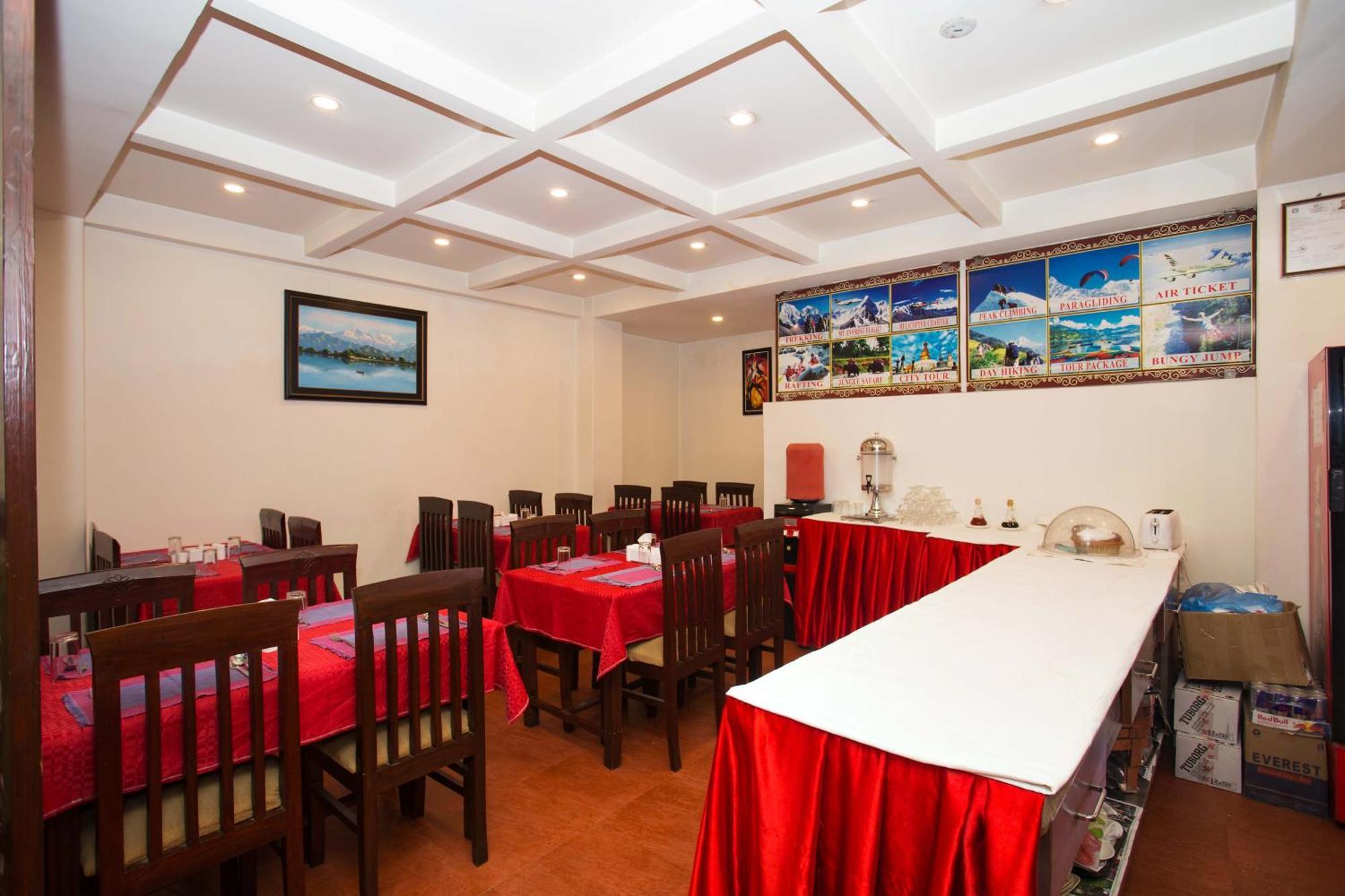 Hotel Jay Suites