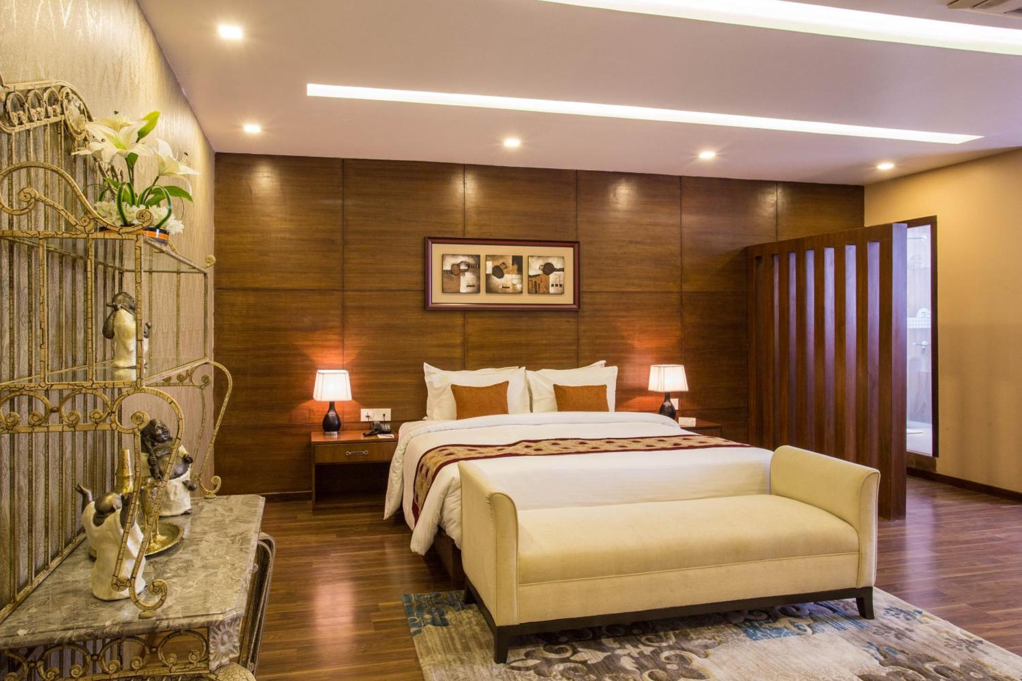 Yatri Suites And Spa Hotel