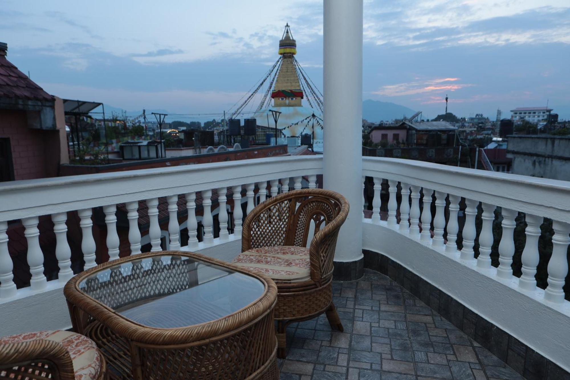 Hotel Mandala *