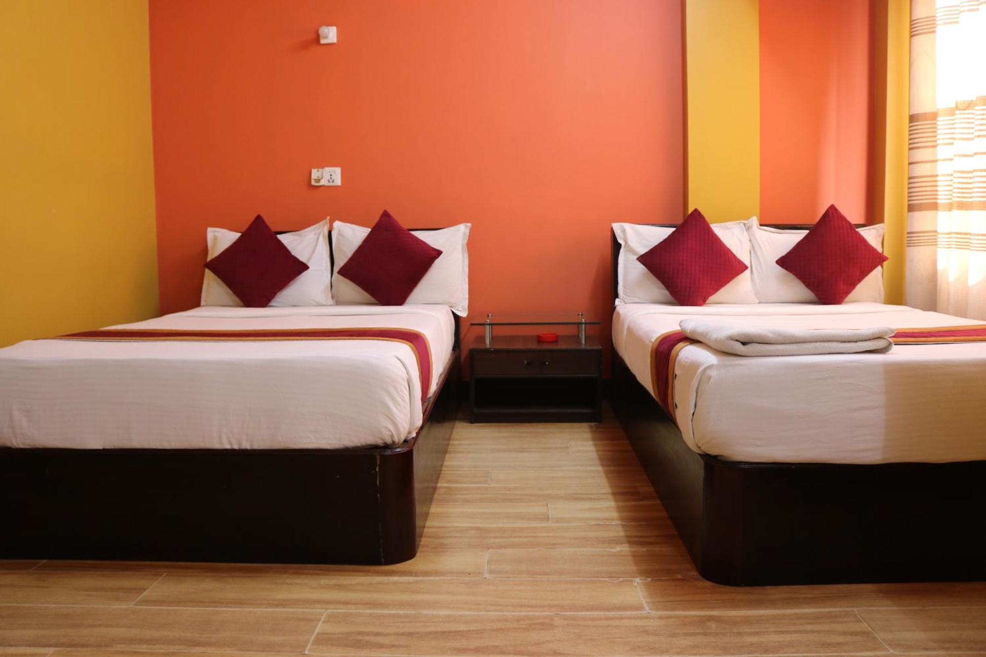 Hotel Pashupati Plaza