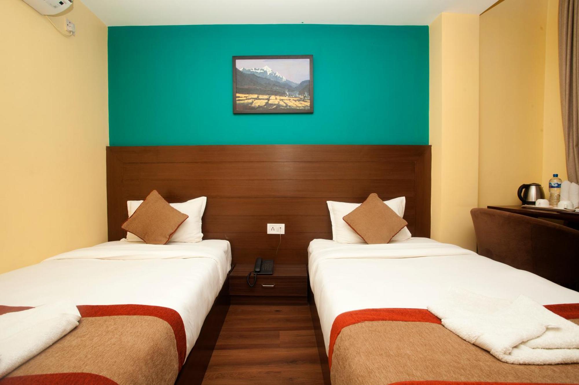 Rosemary Homes 3*