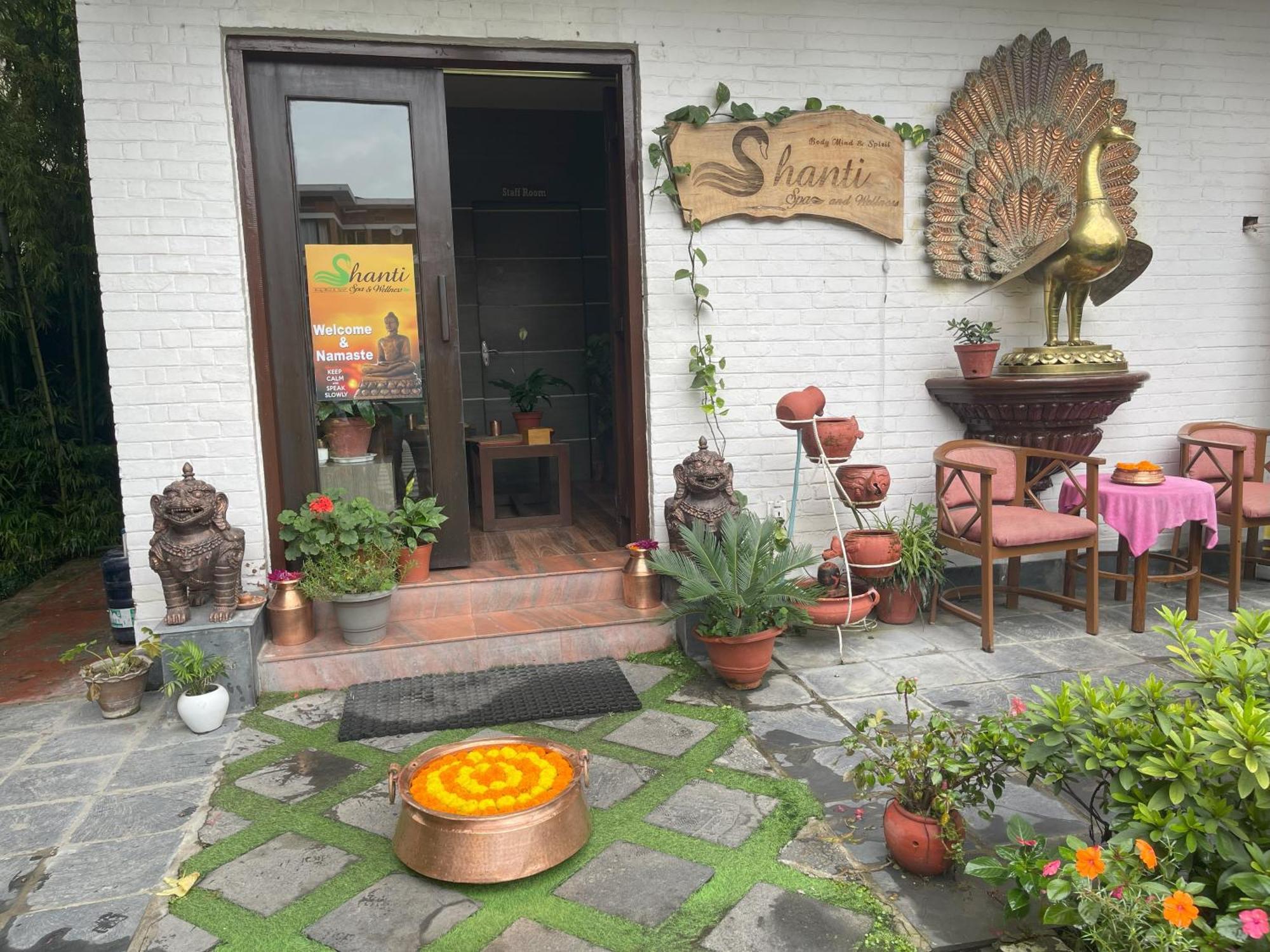 Hotel The Malla - Thamel, 2 Km To Swayambhunath Temple