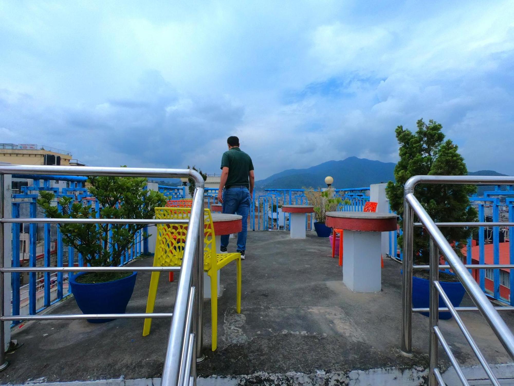 Avataar Hotel
