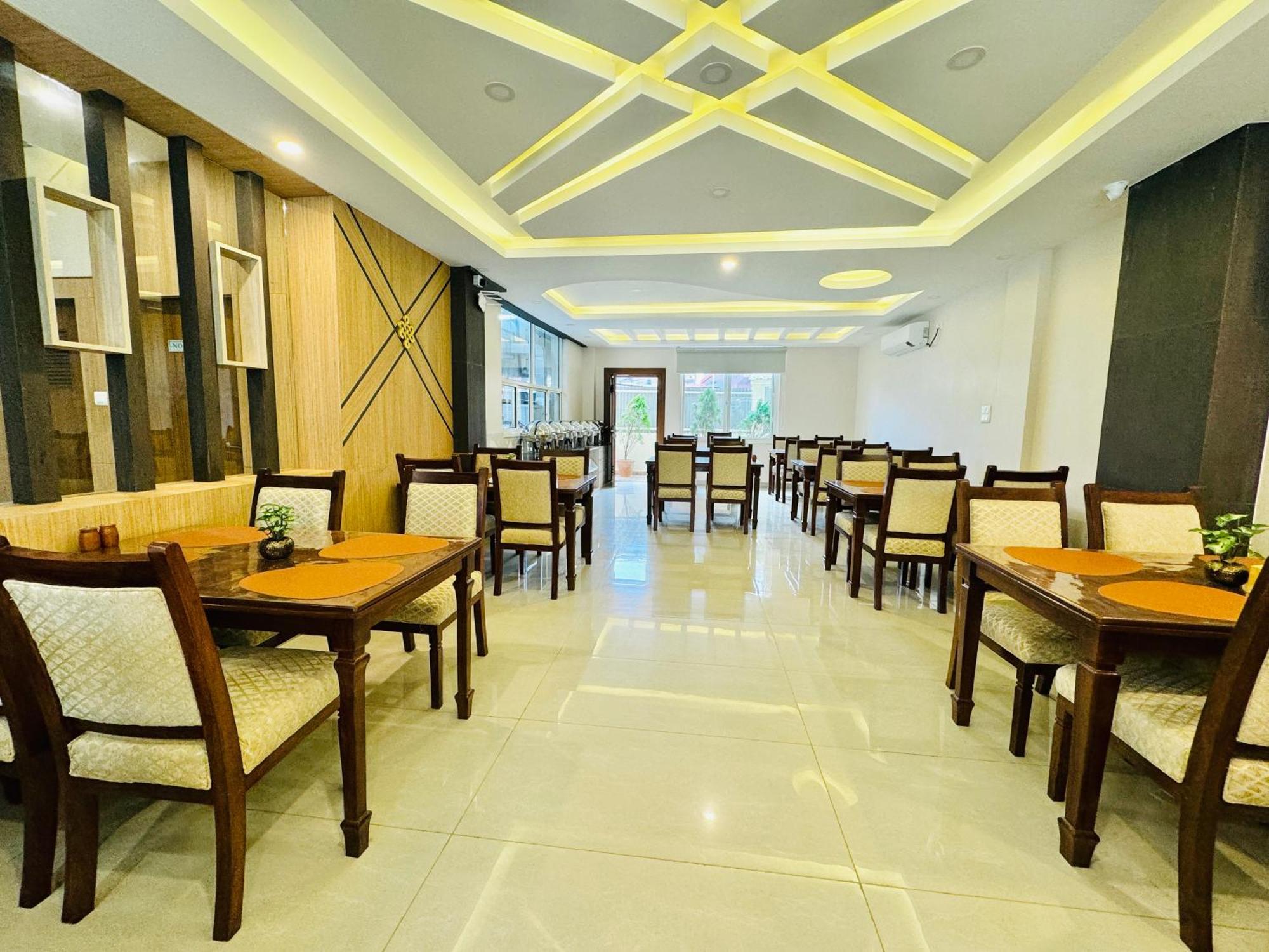 Bayberry - Near Tribhuvan International Airport Hotel Kathmandu