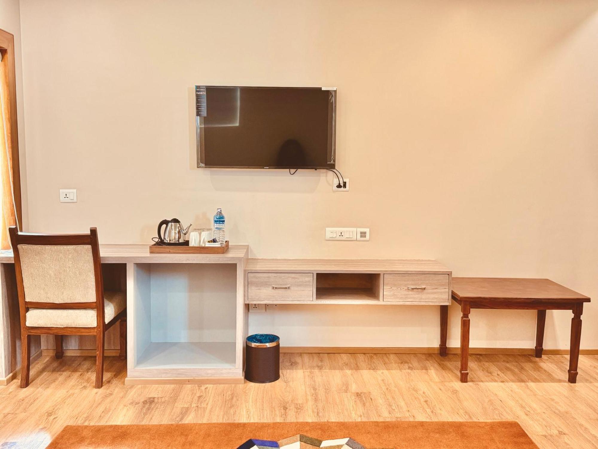 Bayberry - Near Tribhuvan International Airport