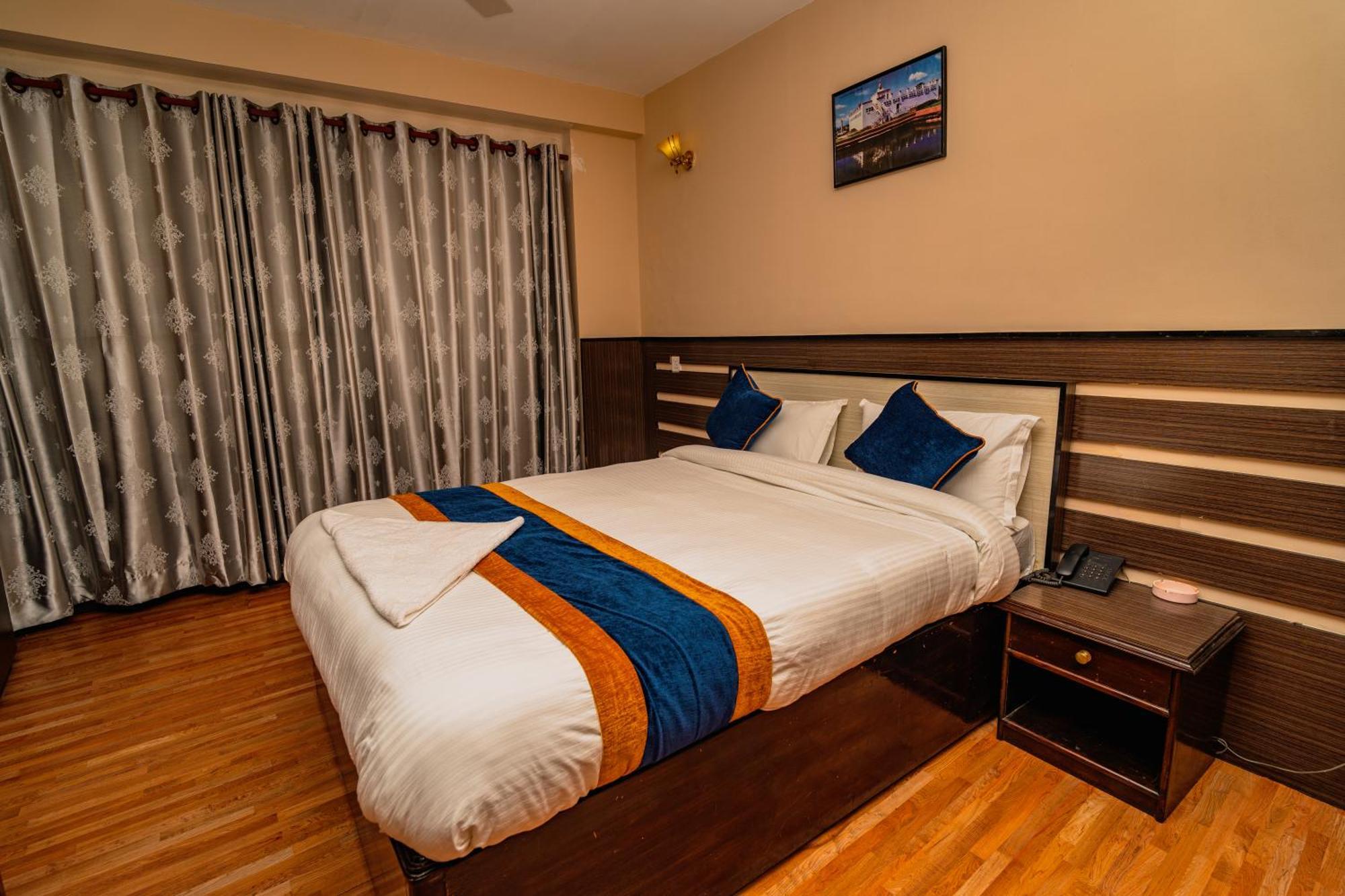 Hotel Karma Travellers