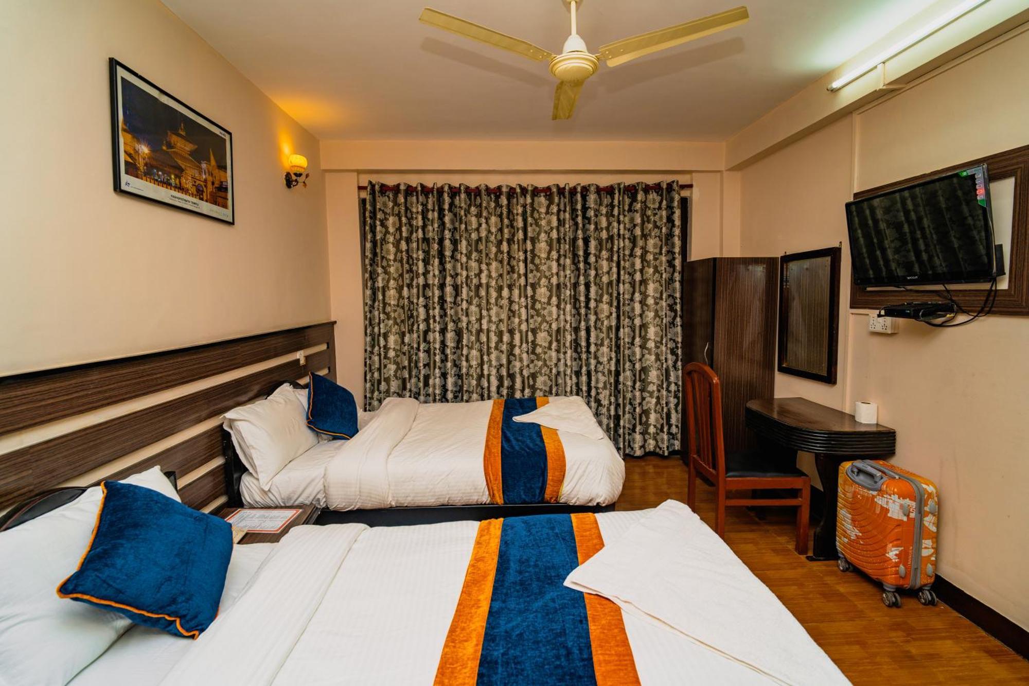 Hotel Karma Travellers 3*