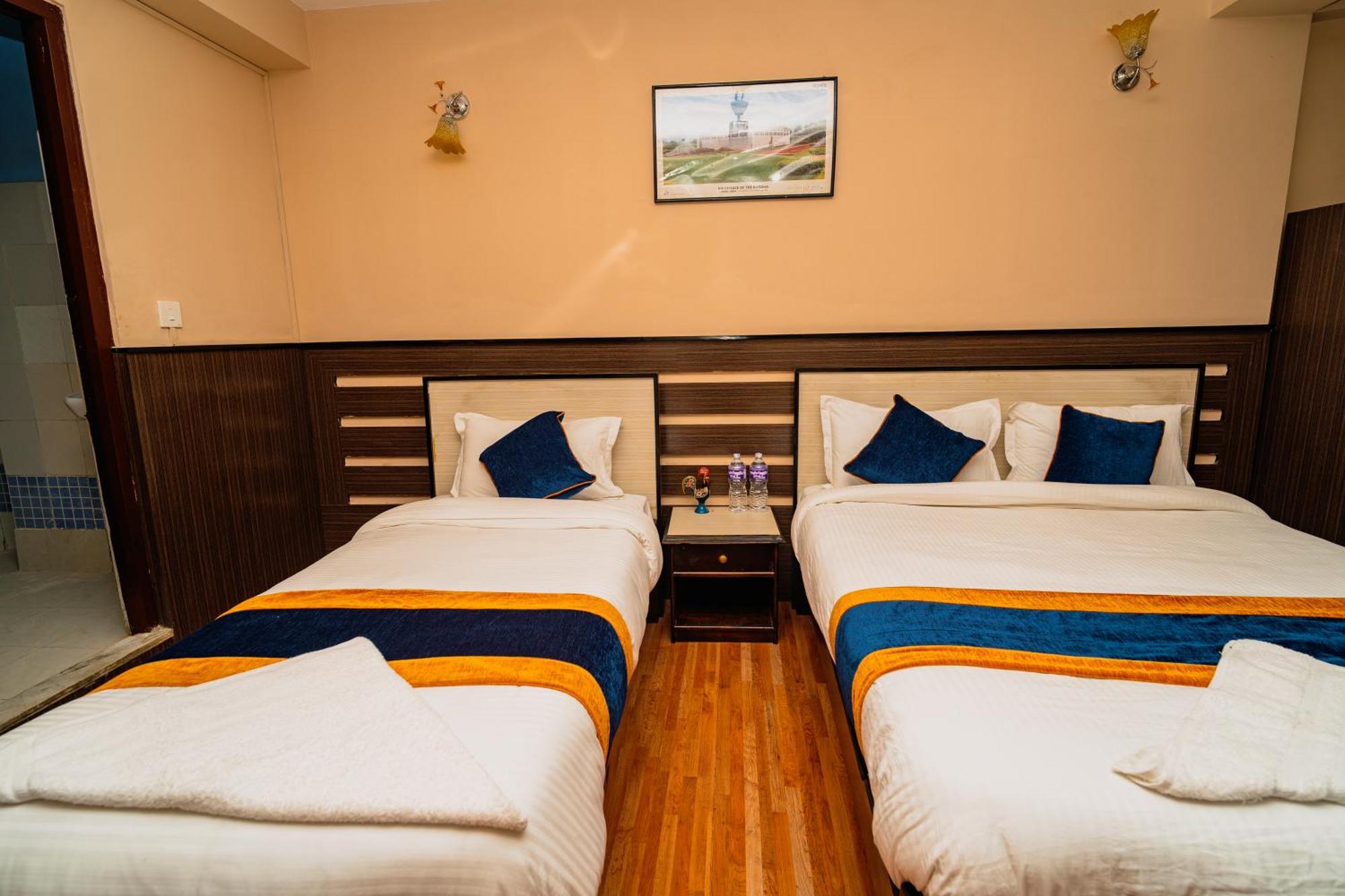 Karma Travellers Hotel 3*