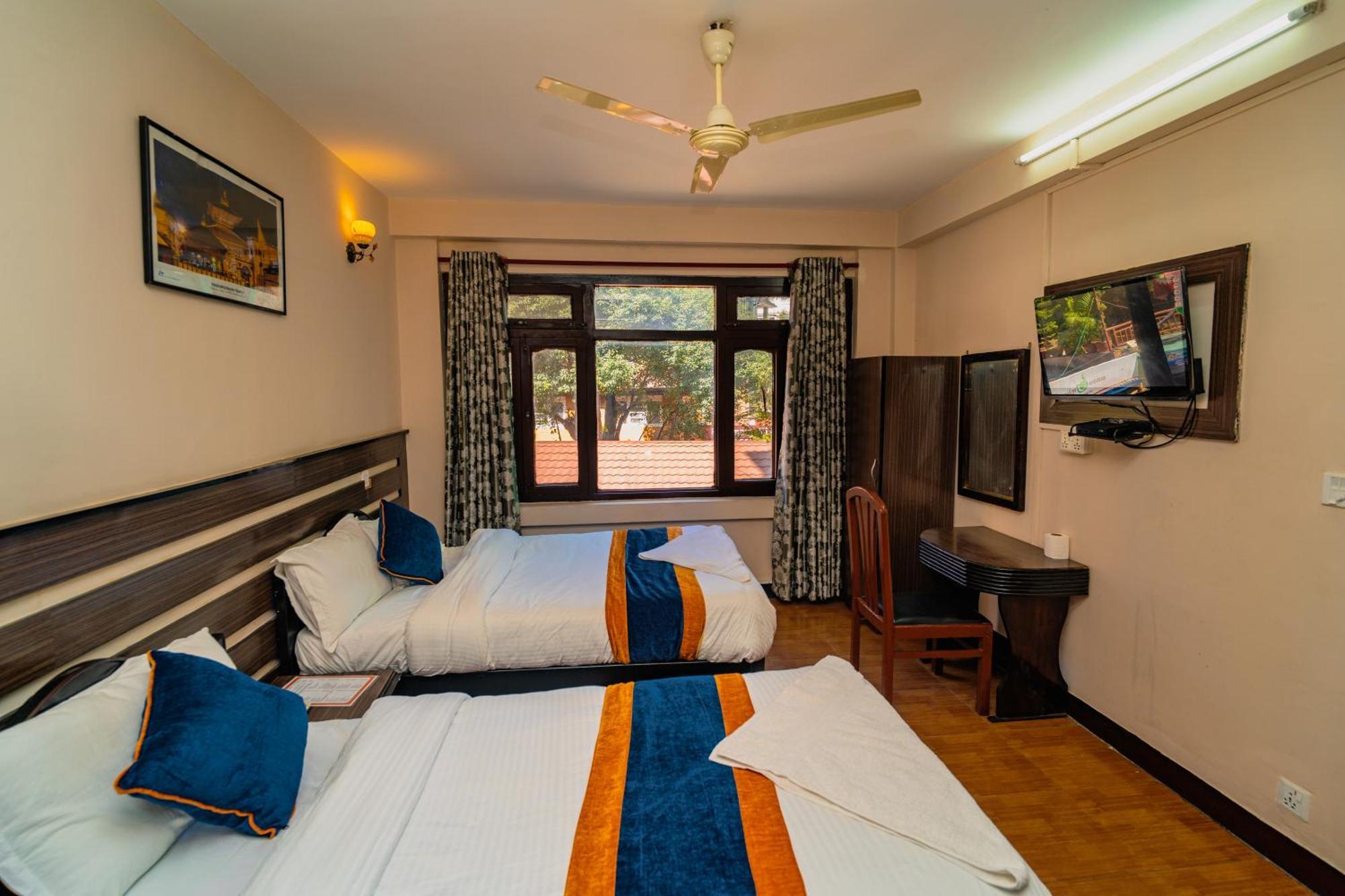Karma Travellers Hotel 3*