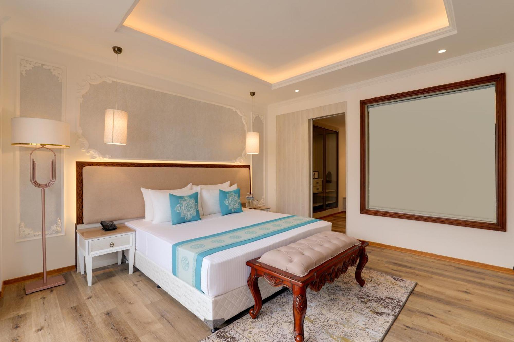 Hotel Lemon Tree Premier Budhanilkantha Kathmandu, Nepal 5*