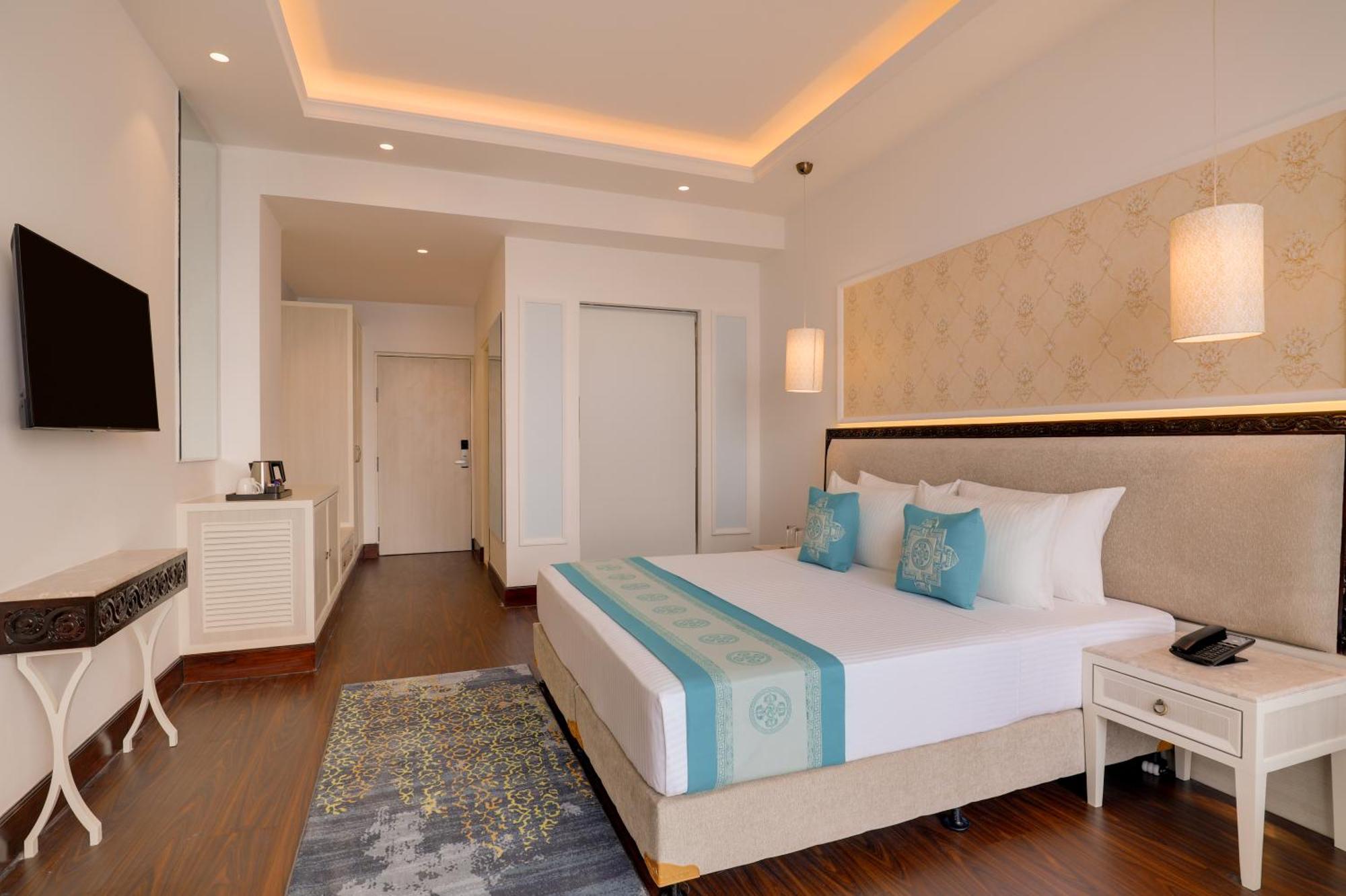 Hotel Lemon Tree Premier Budhanilkantha Kathmandu, Nepal 5*